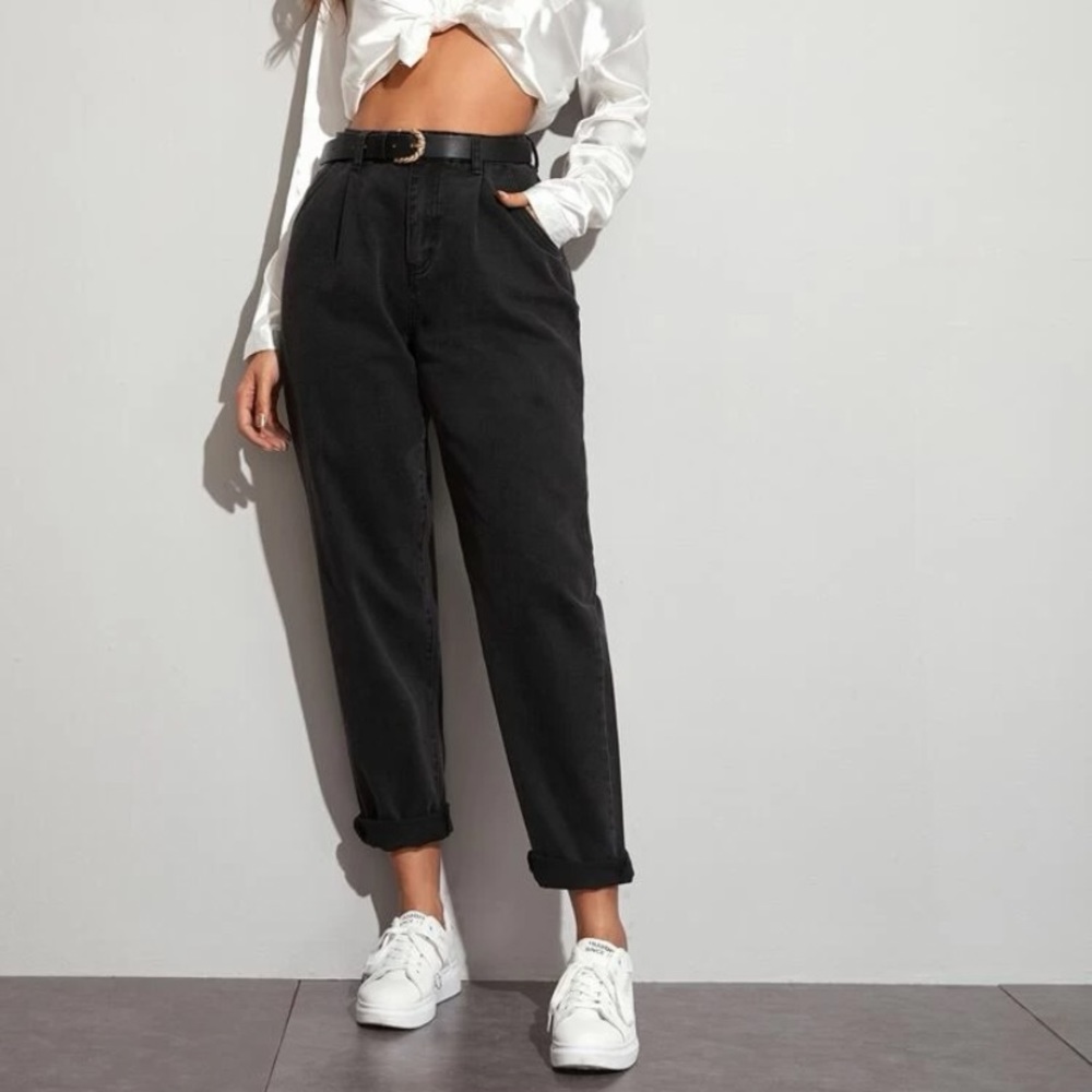 High Rise Black Mom Jeans